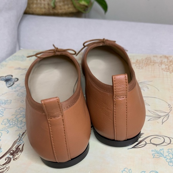 Everlane Tan Leather Ballet Flats Minimalist Design - Picture 4 of 9
